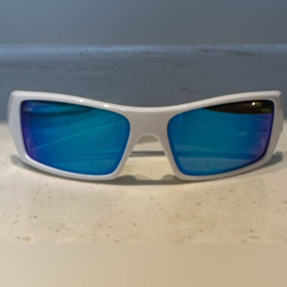 Custom‎ Oakley Women's Gascan Polarized Sunglasses W/Original Case
